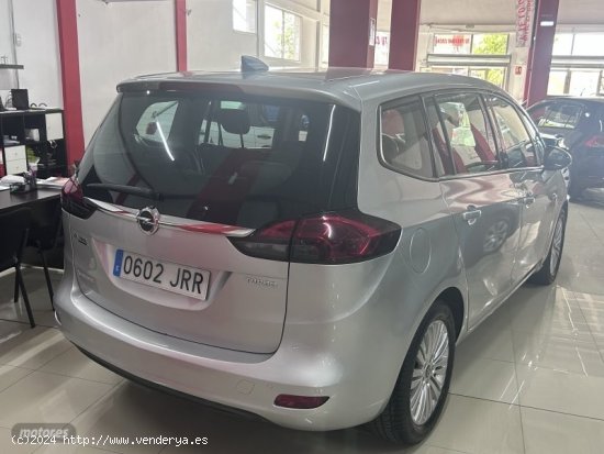 Opel Zafira Tourer 1400 T 140 CV de 2016 con 136.834 Km por 11.900 EUR. en Tenerife