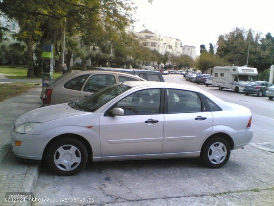  Ford Focus 1.8 TDCI Ghia de 1999 con 137.956 Km por 1.495 EUR. en Malaga 