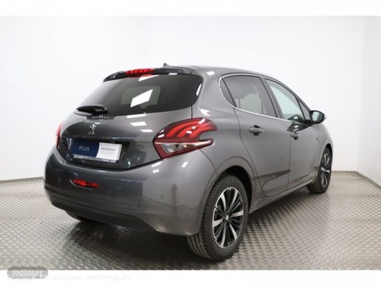 Peugeot 208 PureTech 110 Tech Edition EAT6 81 kW (110 CV) de 2019 con 90.696 Km por 11.990 EUR. en M