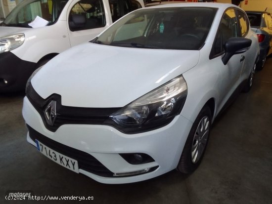 Renault Clio 1.5 DCI 75 CV 5 puertas. de 2019 con 200.600 Km por 8.800 EUR. en Murcia