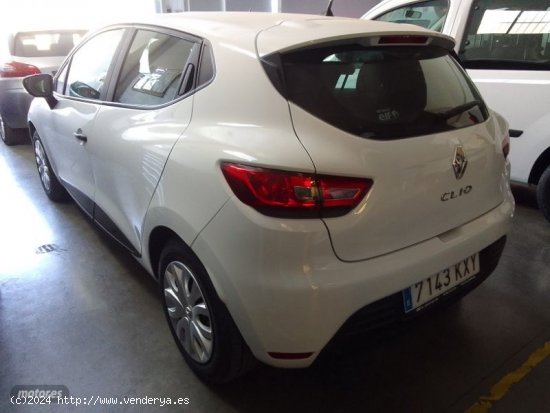 Renault Clio 1.5 DCI 75 CV 5 puertas. de 2019 con 200.600 Km por 8.800 EUR. en Murcia