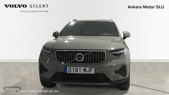 Volvo XC40 Recharge Core, T4 plug-in hybrid,Electrico/Gasolina, Bright de 2023 con 17.279 Km por 45.