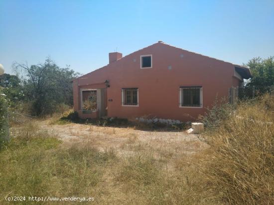 Chalet independiente en venta en Partida Moralet-Poligono A, 03699, Alicante - ALICANTE