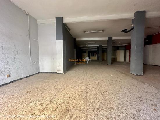 SE ALQUILA LOCAL DE 340M2 EN ELCHE: OPORTUNIDAD ÚNICA PARA REFORMAR Y CREAR ALGO A TUS NECESIDADES!