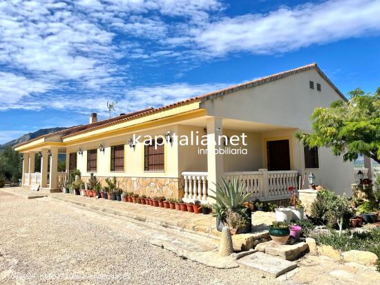 Chalet a la venta en Alquería d'Aznar. - ALICANTE