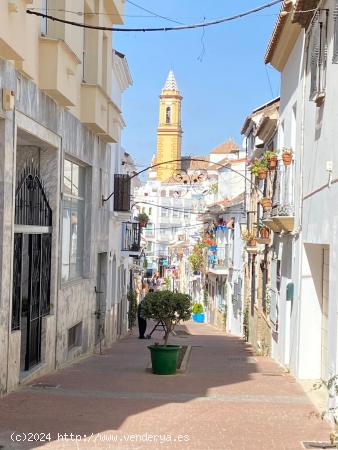 La ultima gran Oportunidad / parcela en el centro de Estepona - MALAGA