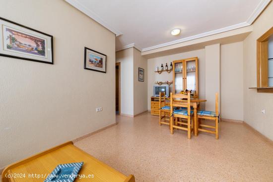 Venta de apartamento en Playa del Cura a 50m del mar - ALICANTE