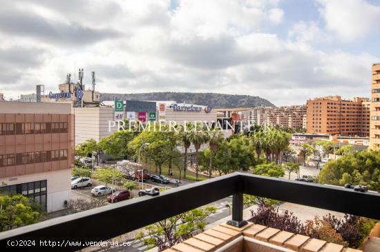 Piso en Parque Avenidas, 3 dormitorios, 2 baños, garaje, urbanización completa. - ALICANTE