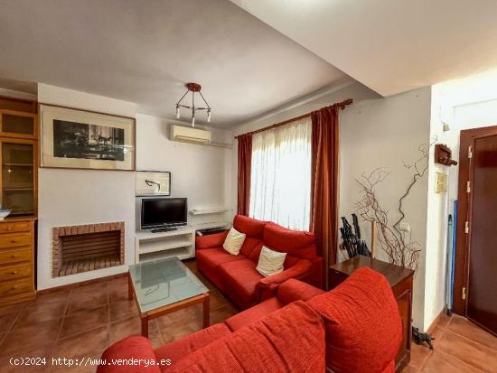 Venta de casa en Fuente Piedra - MALAGA