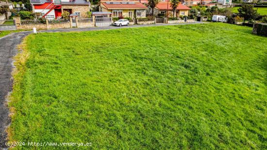 ¡¡SOLAR URBANO EN OLEIROS a tan  SOLO 3,8 km de la Playa !! - A CORUÑA