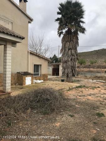 Chalet en Hondón de Las Nieves con piscina! - ALICANTE