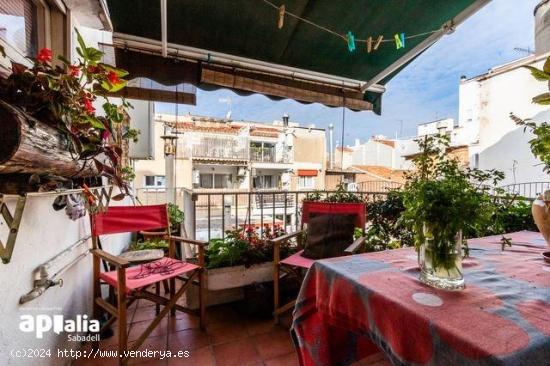  Amplia Vivienda en la Rambla de Sabadell - BARCELONA 