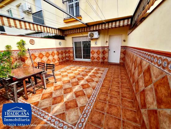  RONDA ESTE, UNIFAMILIAR 3 DORMITORIOS, VESTIDOR, 2 PATIOS, BUHARDILLA - CADIZ 