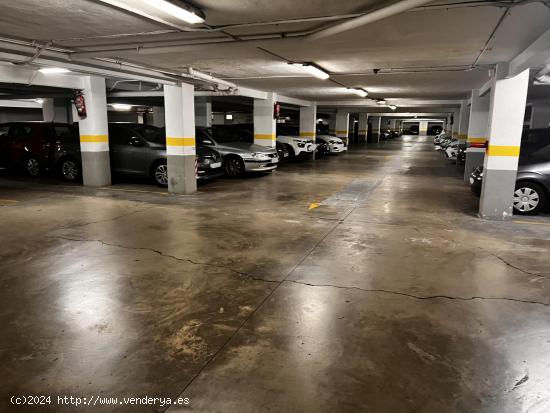  PLAZA DE GARAJE CON AMPLIAS ZONA DE MANIOVRA Y FACIL APARCAMIENTO - VALENCIA 