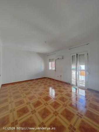  SE VENDE PISO EN ZONA ALCANTARILLA - JAEN 