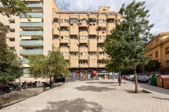  Local Barrio San Lázaro - GRANADA 