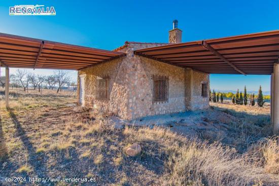 junto al parque natural de la sierra de baza un sitio para desconectar - GRANADA