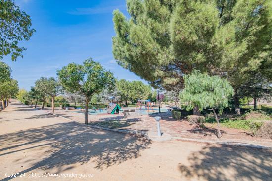 OPORTUNIDAD¡¡¡ VENTA DE TERRENO URBANO EN LA BONITA URB. CAÑADAS DEL PARQUE - DILAR - GRANADA