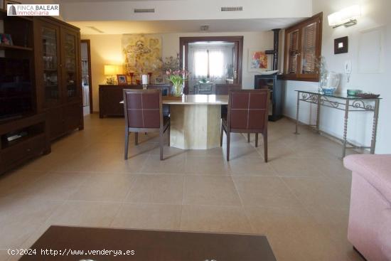 MAGNIFICO ATICO DUPLEX CON TERRAZA UBICADO EN SANTA MARIA - BALEARES