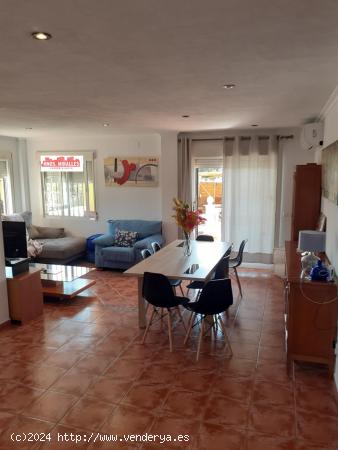 Se alquila o Vende Chalet en Perleta Elche (Alicante) - ALICANTE