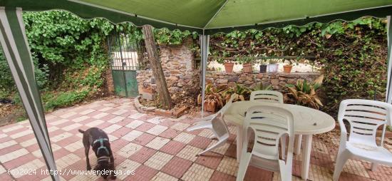 Chalet con Piscina en la Sierrilla para rehabilitar - CACERES