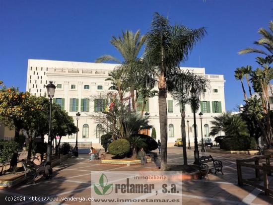 SOLAR EDIFICABLE JUNTO AL AYUNTAMIENTO DEL PUERTO- - CADIZ