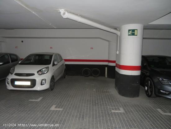 PLAZA DE PARKING EN VENTA EN LA AVENIDA MISTRAL - BARCELONA