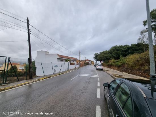 CASA INDEPENDIENTE EN AVDA. VISTAMAR - LA GRANJA - CADIZ