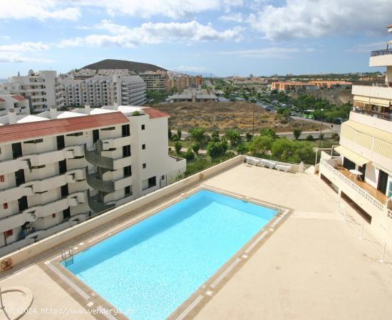  Amplio piso en Los Cristianos - SANTA CRUZ DE TENERIFE 