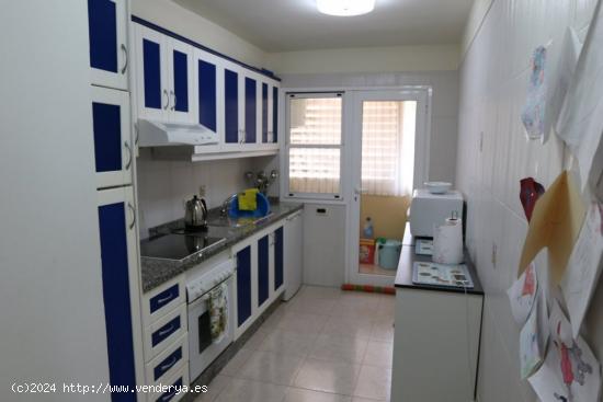 Apartamento de tres dormitorios en planta baja - SANTA CRUZ DE TENERIFE