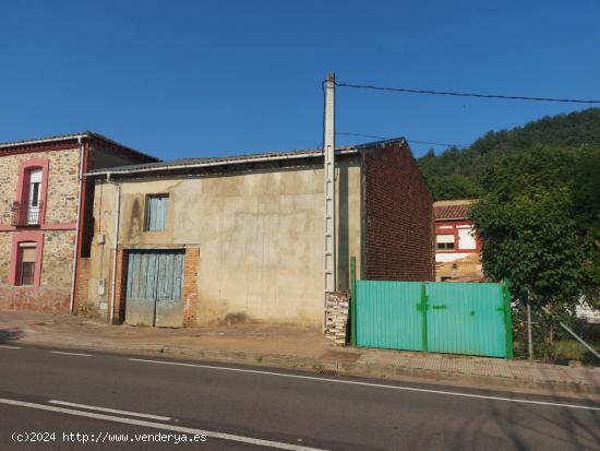 Casa en venta en Pedrún de Torío - LEON