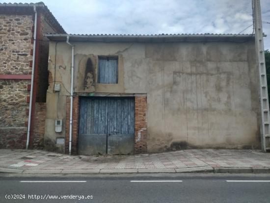 Casa en venta en Pedrún de Torío - LEON