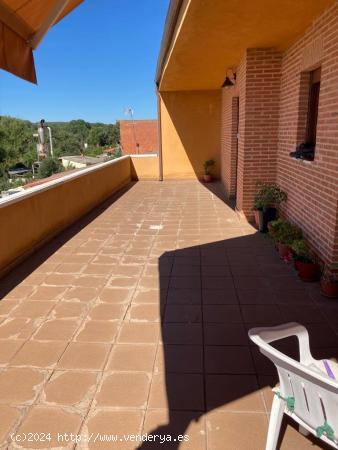 GRAN CHALET LISTO PARA VIVIR - LEON