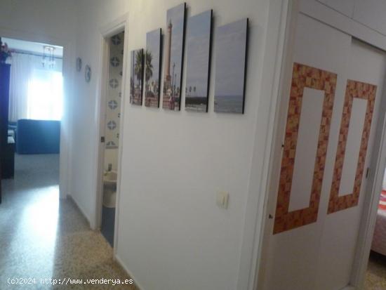 Vivienda tipo piso en primera planta con vistas al mar... - CADIZ