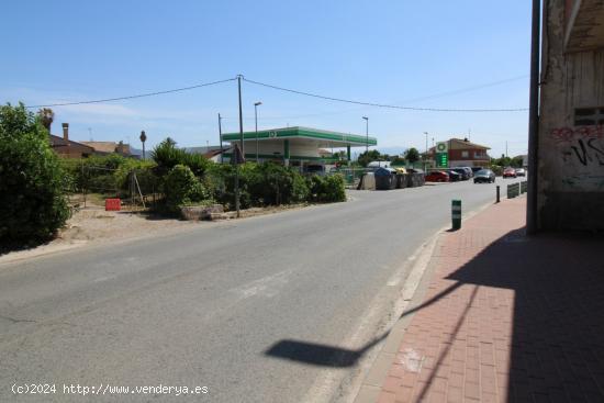 Local con posibilidad de cambio de uso a vivienda - MURCIA