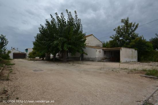  Masia antigua para reformar en Jesus i Maria (Deltebre) - TARRAGONA 