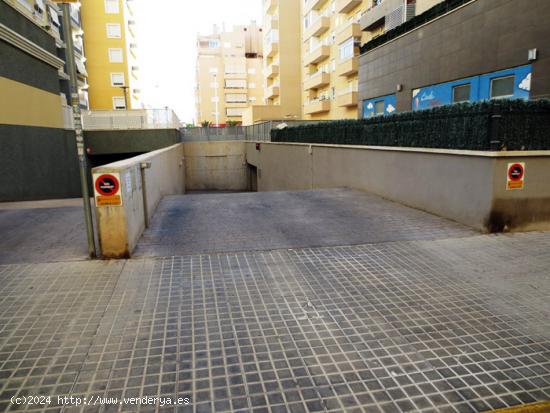  PLAZAS APARCAMIENTO EN ILICITANO AUSENTE, PLAZA CASTILLA - ALICANTE 