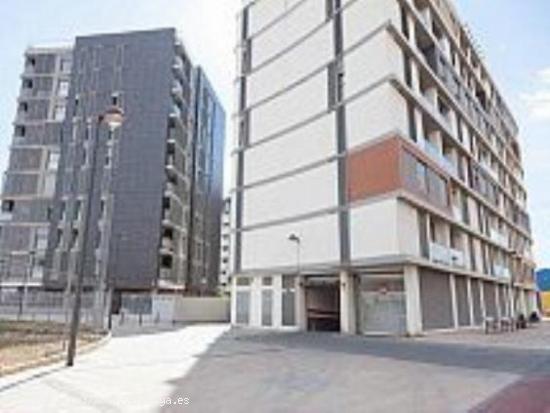 Plaza de garaje situada en la urbanización de la Gran Manzana de Quart de Poblet - VALENCIA