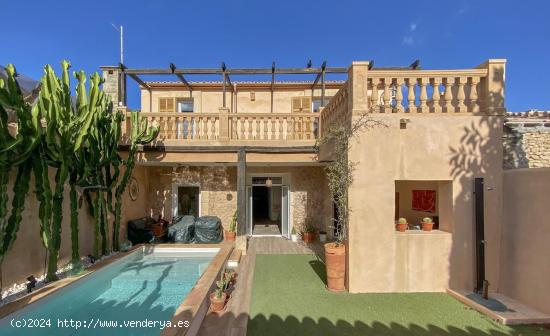 Casa con piscina en Petra - BALEARES