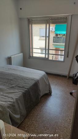 Se alquila 1 habitación en un piso PARA ESTUDIANTES en ALCOY -- EL CAMÍ - ALICANTE