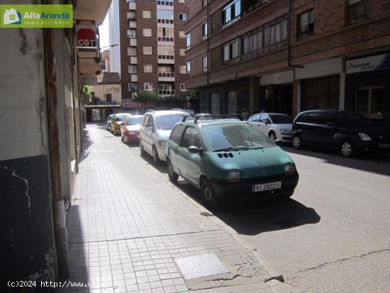 PLAZA DE GARAJE EN ZONA HOSPITAL SANTOS REYES - BURGOS