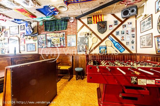  Pub compuesto por 3 locales - BARCELONA 