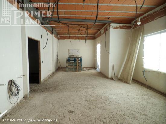 *Casa de dos plantas, de nueva construccion por terminar, por 200.000€* - CIUDAD REAL