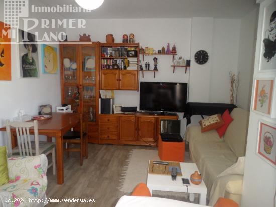  *¡OFERTA DE ULTIMA HORA! Se vende piso exterior, sin ascensor y con garaje* - CIUDAD REAL 