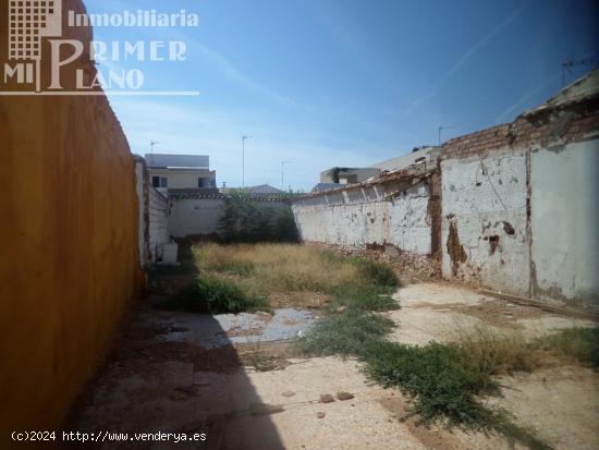 *Solar con 234m2 y 7 m de fachada, junto a avenida Juan Carlos I* - CIUDAD REAL