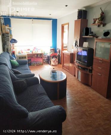 PISO EN CALLE DOÑA CRISANTA, 2 DORMITORIOS, BAÑO, TRASTERO POR 80.000 € - CIUDAD REAL