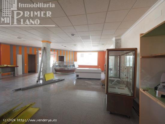 Local en esquina en venta en la Solana, con una superficie construida de 229 m2 - CIUDAD REAL