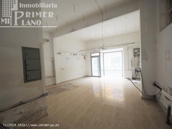 *Edificio en venta en el centro de Tomelloso, vivienda, dos locales y garaje por 295.000€* - CIUDA