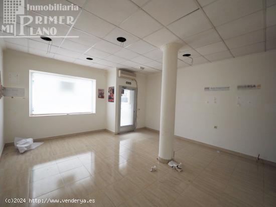 Se vende local comercial en la zona centro de Tomelloso con 100 metros cuadrados - CIUDAD REAL