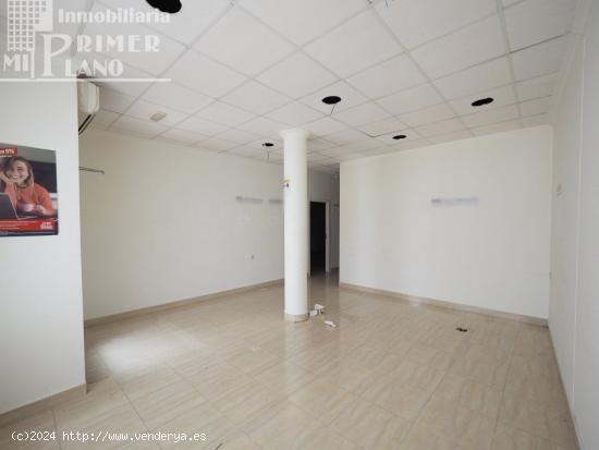 Se vende local comercial en la zona centro de Tomelloso con 100 metros cuadrados - CIUDAD REAL